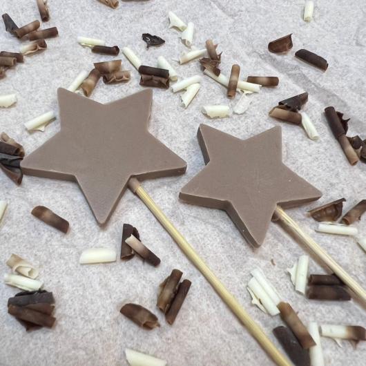 Фигурка из шоколадной глазури 